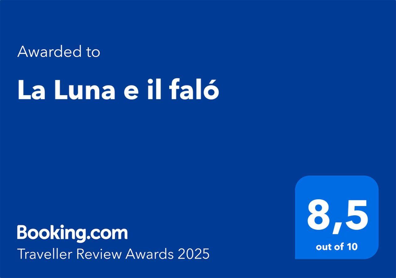 La Luna E Il Falo Ceriale Luaran gambar